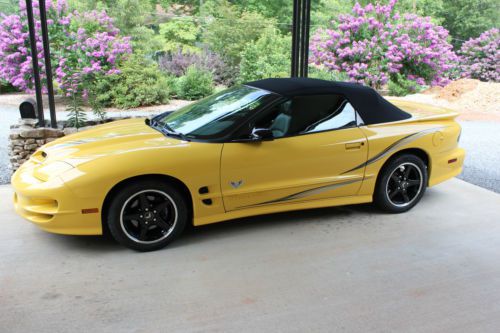 Convertible, low miles, collector, yellow, limited edition