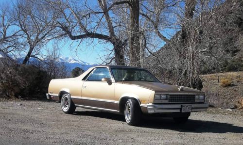 Gold two toned 1987 el camino, running and no rust, good condition