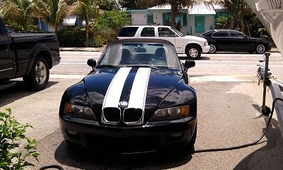 Z3 6-Cylinder Roadster Custum Paint Black with White Racing Stripes, image 1