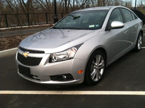 2012 chevrolet cruze ltz 1.4 turbo  loaded !!! no reserve must go !