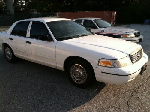 1999 ford crown vic ex-unmarked police vehicle
