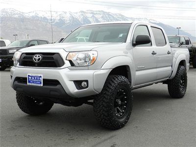 Double cab sr5 trd sport 4.0 v6 auto shortbed 4x4 custom new lift wheels tires