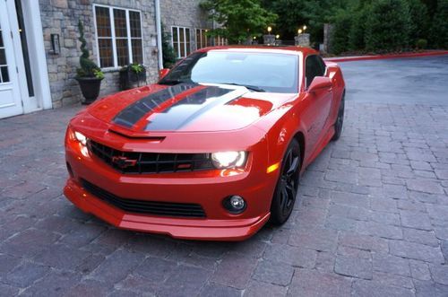 2010 chevrolet camaro 2ss coupe with rs package plus ground effects