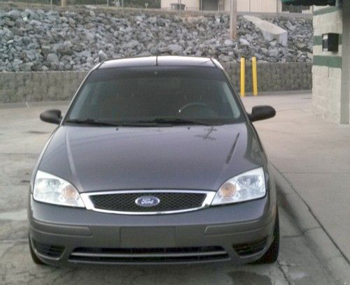 Find used 2007 Ford Focus SE Hatchback 3-Door 2.0L in Hot ...