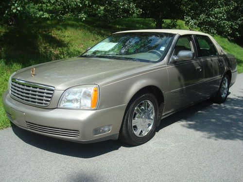 2003 cadillac deville 4-door** florida car** low miles ** like new very clean**