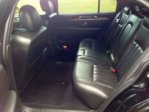 Find Used 2006 Lincoln Town Car Executive L Sedan Black Clean No 2006 Lincoln Town Car Executive L Sedan Black Clean No Reserve