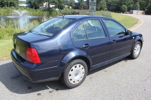 1999 volkswagon jetta automatic, ac, cassette, orig owner, lots of pics!