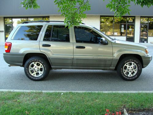 2000 grand cherokee laredo 4x4 98k low miles silver leather 4.0lt 6 cyl. suv