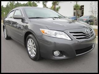 2010 toyota camry 4dr sdn v6 auto xle  bluetooth sunroof heated leather seats