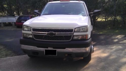 2005 chevrolet silverado 3500 flatbed duramax 6.6 cab and chassis dually