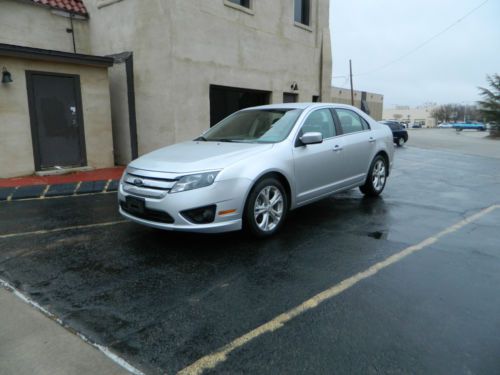 Find Used 2012 Ford Fusion Se Silver Exterior Grey