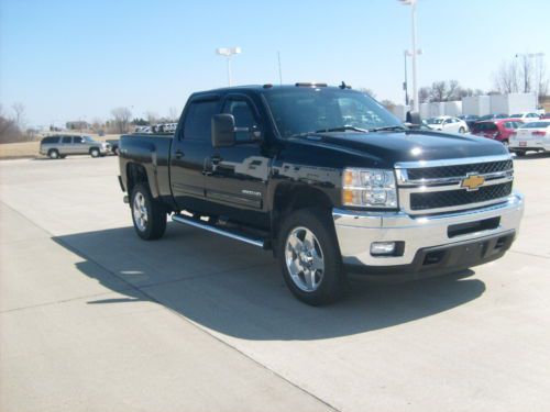 Ltz diesel 4x4 chevy black gm certified leather financing available 13 truck