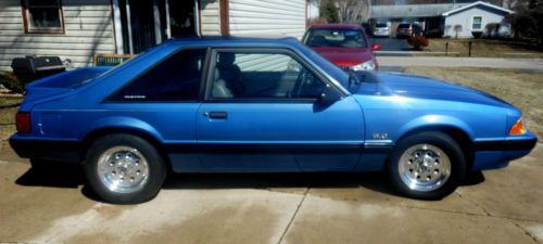 1989 ford mustang lx 5.0 hatchback