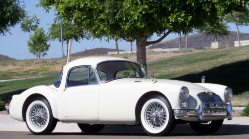 1959 mga coupe rebuilt engine wire wheels new interior chrome beautiful!!!