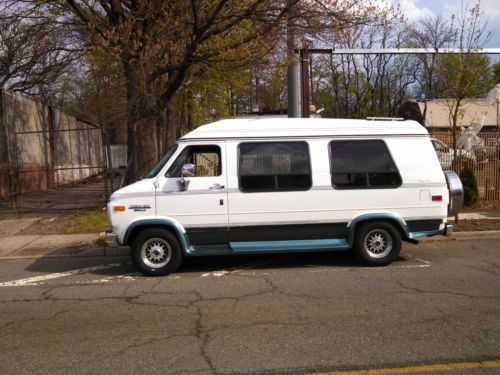 gmc econoline