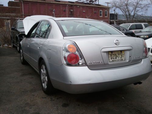 Nissan, altima, automatic transmission, 2002, silver, sunroof, sedan 4-door