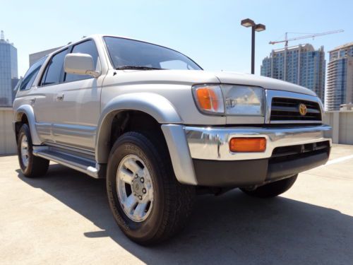 1997 toyota 4runner limited 4x4 fully loaded extra clean and nice runs great