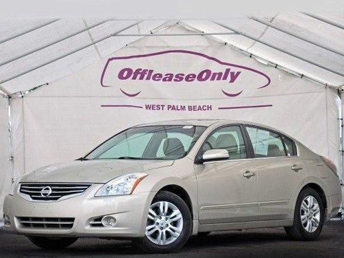 Moonroof all power alloy wheels cd player factory warranty off lease only