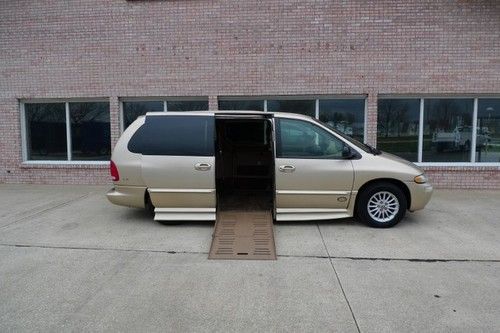 66k miles - wheelchair van handicap lowered floor