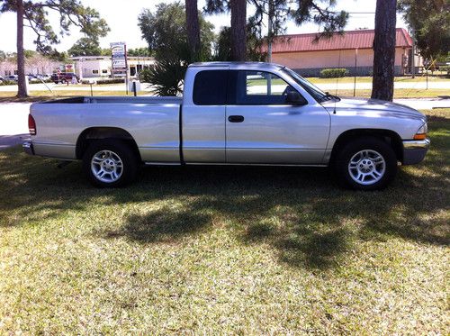 2001 dodge dakota club extended cab pickup 2-door 4.7l