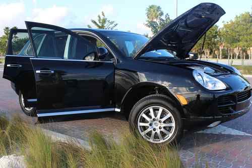 2005 porsche cayenne black on black "like-new-condition", fully loaded, "cpo"
