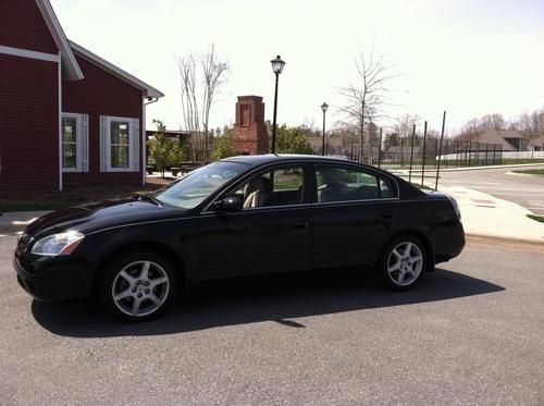 2002 nissan altima only 75k miles, very clean, one owner, clean carfax &amp; more!
