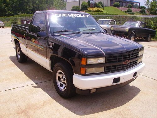 1993 chevy silverado indy pace truck  super clean and nice only 132k miles