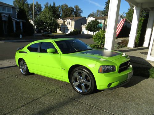 2007 dodge daytona charger! r/t hemi sublime green limited edition!  sleek style