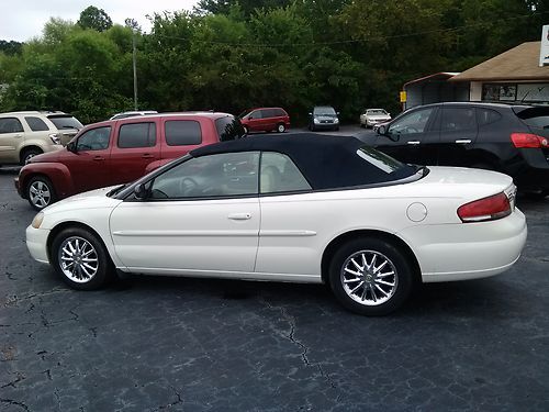 2003 chrysler sebring limited convertible 2-door 2.7l white, leather interior