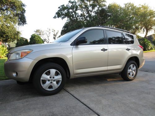 2006 toyota rav4 base sport utility 4-door 2.4l