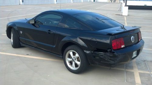 Black 2009 ford mustang