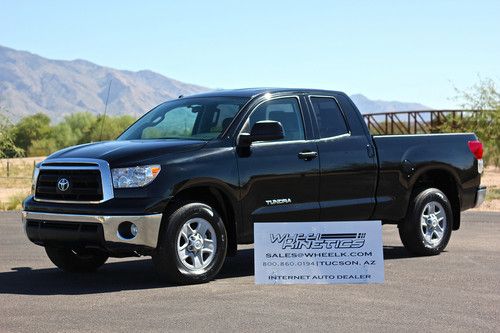2013 toyota tundra crew cab 2000 miles great condition see video