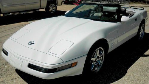 1991 corvette convertible  16,200 original miles!!
