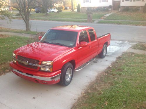 Extended cab w/tow package and bedliner