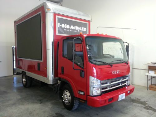 Mobile state of the art 10mm led billboard advertising truck