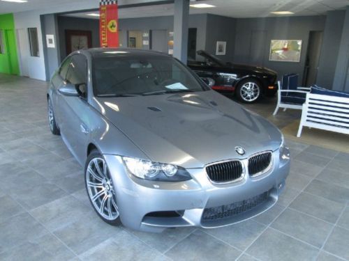 Like new e92 coupe manual!  loaded only 9400 miles! 1 owner