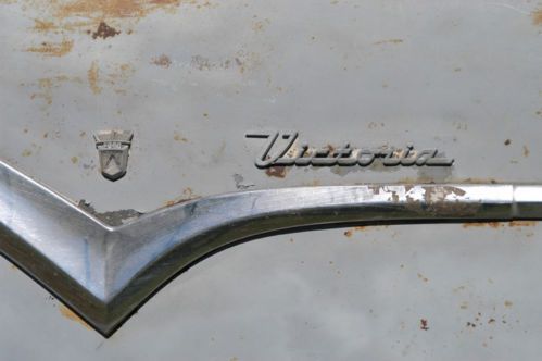 '55 FORD VICTORIA/FAIRLANE PARTS CAR-NOT for RESTORATION-Great Trim & Moulding, image 8
