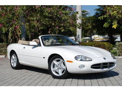 01 xk8 convertible all weather pkg heated leather memory alpine 6-cd low miles