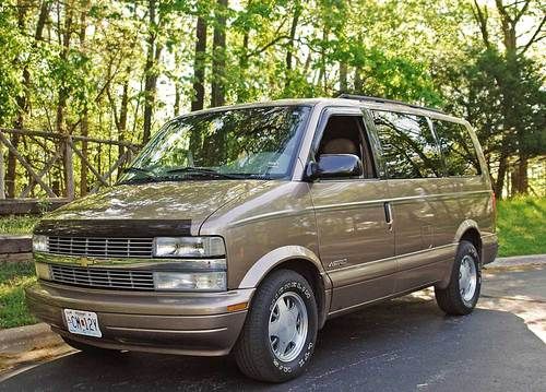 Purchase Used 1998 Chevrolet Astro Van L T Immaculate Tan