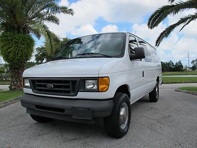 03 ford !2 passenger van with very low miles rear luggage area look new  no rust