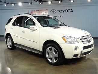 2008 white ml550!leather, nav, sun roof, backup cam, great condition!!!