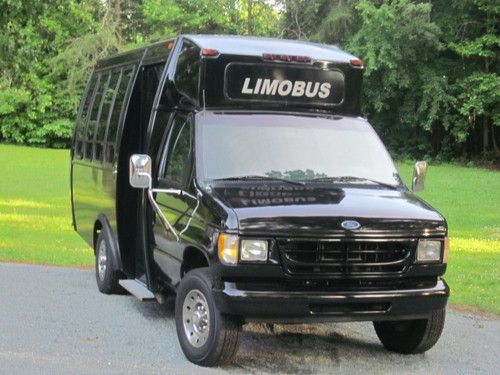 Fully loaded luxury limousine e-450 party bus