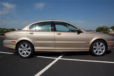 2003 jaguar x-type 3.0 low miles great car nice price call now foe more info!!!