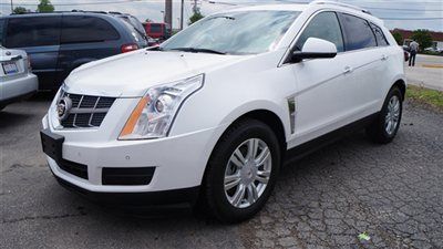 2011 cadillac srx awd luxury collection navigation dvd pano roof xm all options!