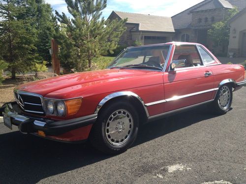 Rare!! 1986 mercedes benz 560 sl 5.6 l v8 engine with only 20,400 miles.