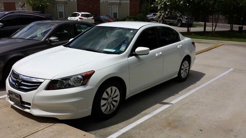 !!!!! 2012 honda accord lx sedan 4-door 2.4l priced to sell quickly !!!!!