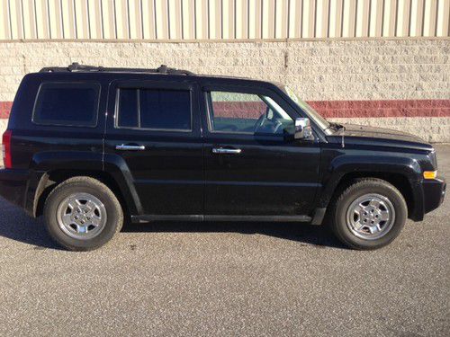 2008 jeep patriot 4x4 with rare 5 speed transmission