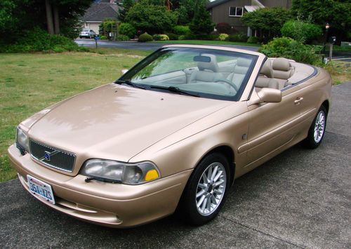 Volvo c70 roadster beautful dependable convertible ready for summer!