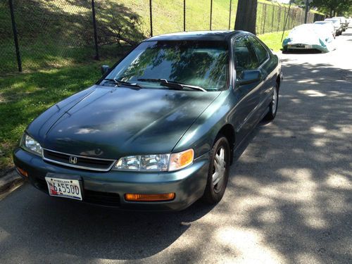 1996 honda accord ex coupe 2-door 2.2l -- no reserve!