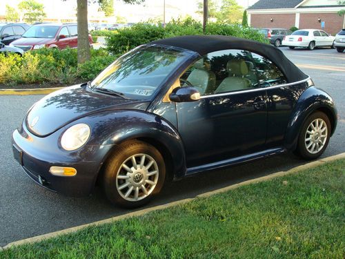 2004 volkswagen vw beetle gl convertible 2.0lt 4cyl.navy automatic clean